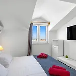 Homestay Holiday Home Vodice *