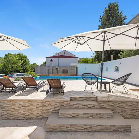 Holiday home Vodice Alloggio in famiglia Vodice