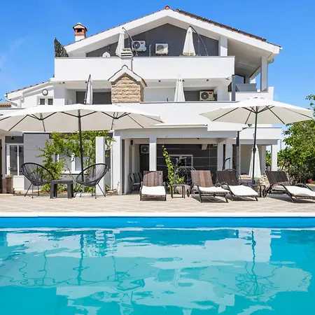 Holiday Home Vodice *