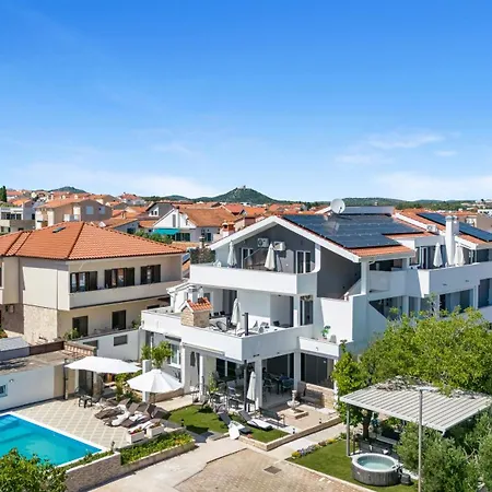 Holiday Home Vodice Séjour chez l'habitant Vodice