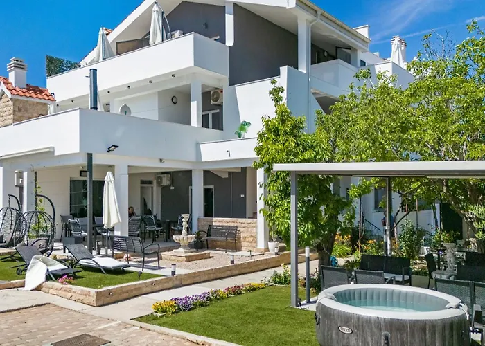 Séjour chez l'habitant Holiday Home Vodice